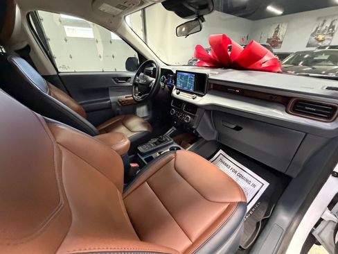Used 2023 Ford Maverick Lariat w/ Lariat Luxury Package FWD image 41