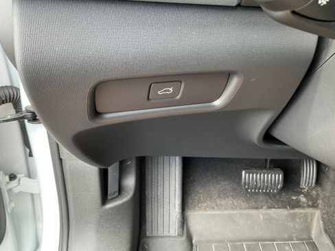Used 2024 Polestar Polestar 2 AWD/4WD image 18