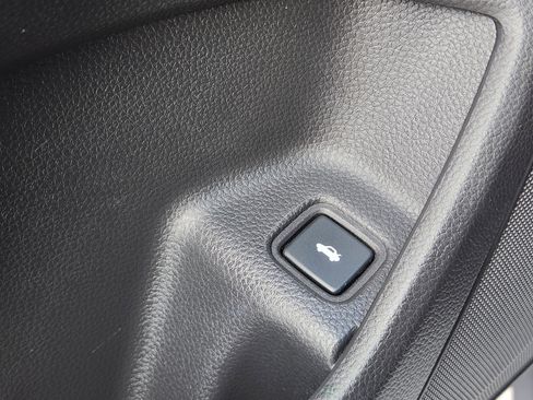 Used 2019 Honda Accord Sport image 33