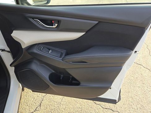 Used 2021 Subaru Ascent Premium image 6