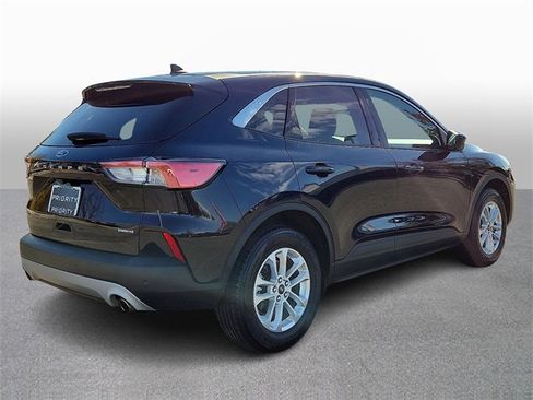 Used 2021 Ford Escape SE image 4