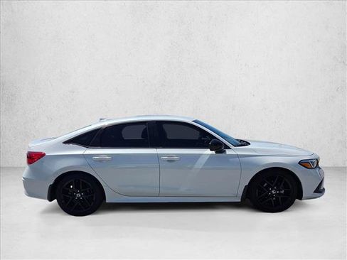 Used 2024 Honda Civic Sport image 4