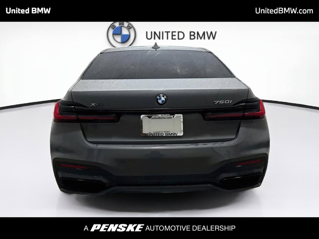 Used 2022 BMW 750i xDrive w/ Executive Package AWD/4WD image 6