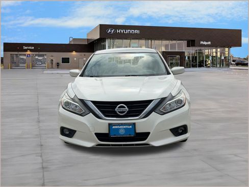 Used 2017 Nissan Altima 2.5 SV FWD image 5