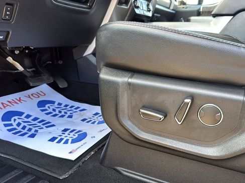 Used 2019 Ford F350 Lariat w/ Lariat Ultimate Package image 11