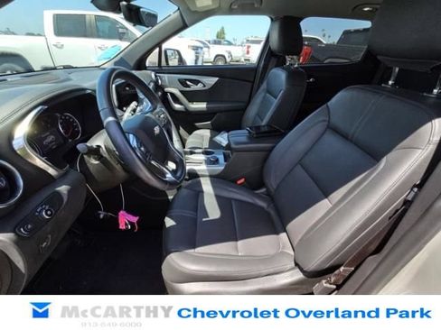 Used 2021 Chevrolet Blazer LT w/ Sound & Technology Package FWD image 10
