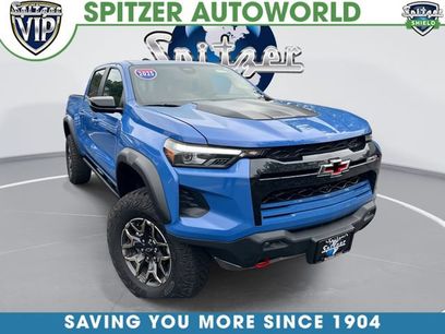 Used 2025 Chevrolet Colorado ZR2 w/ Technology Package
