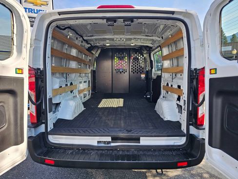 Used 2025 Ford Transit 250 Low Roof w/ Exterior Upgrade Package RWD image 10