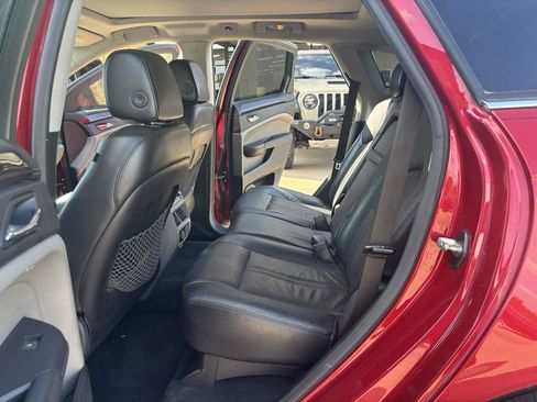 Used 2010 Cadillac SRX Premium FWD image 11