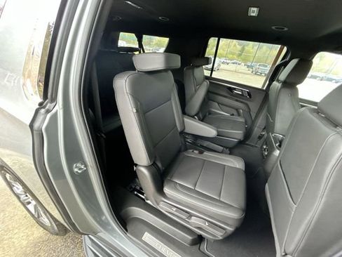 New 2026 Chevrolet Suburban LT w/ Comfort Package image 27