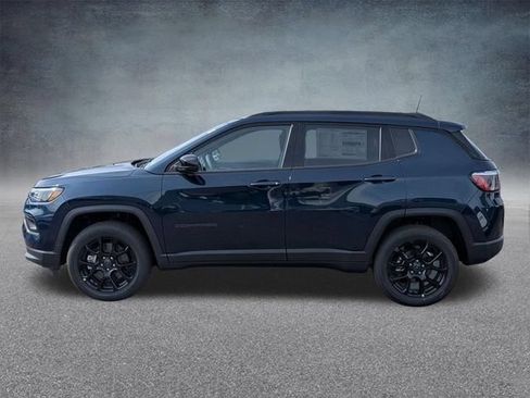 New 2026 Jeep Compass Latitude AWD/4WD image 8
