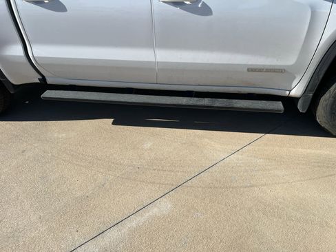 Used 2023 GMC Sierra 1500 Elevation AWD/4WD image 19