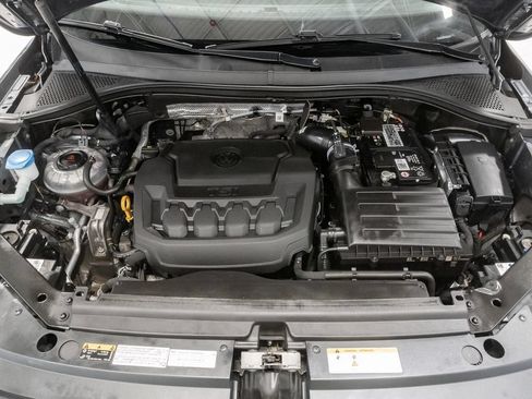 Used 2022 Volkswagen Tiguan S AWD/4WD image 3