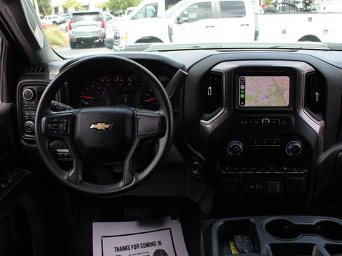 Used 2025 Chevrolet Silverado 2500 Custom w/ Custom Value Package AWD/4WD image 24