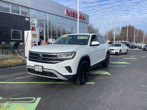 Used 2021 Volkswagen Atlas SE image 1