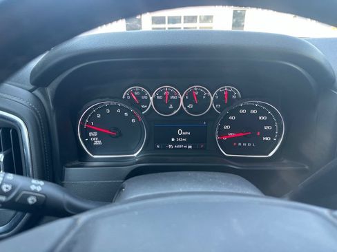 Used 2021 Chevrolet Silverado 1500 RST AWD/4WD image 14