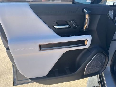 Used 2024 GMC Hummer EV 2X image 14