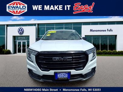 Used 2023 GMC Terrain SLE w/ Driver Convenience Package