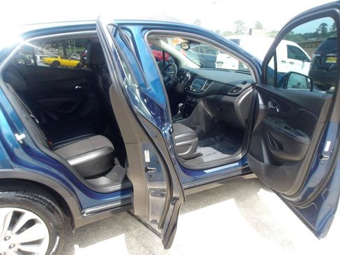 Used 2019 Buick Encore Preferred FWD image 6