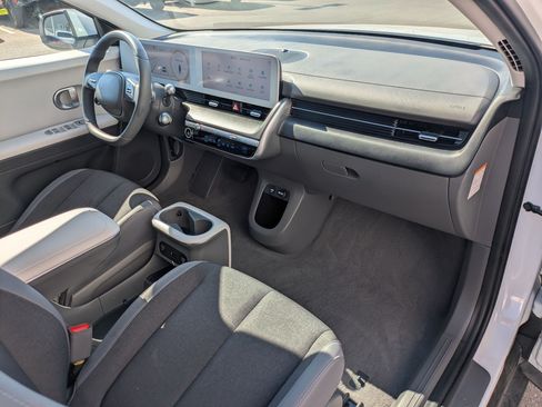 Used 2024 Hyundai Ioniq 5 SEL AWD/4WD image 34