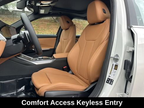 Used 2025 BMW 330i xDrive 330i xDrive w/ M Sport Package image 15