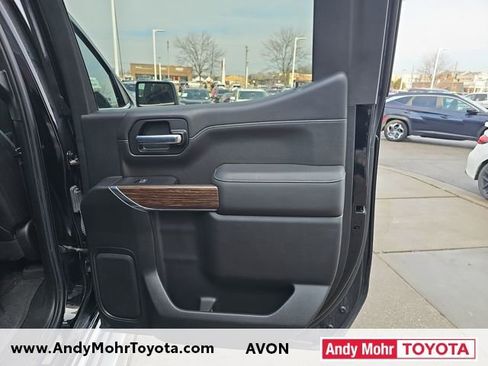 Used 2022 Chevrolet Silverado 1500 High Country w/ Technology Package image 36