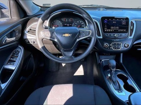 Used 2023 Chevrolet Malibu LT FWD image 8
