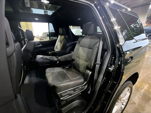 Used 2024 Chevrolet Tahoe High Country AWD/4WD image 36