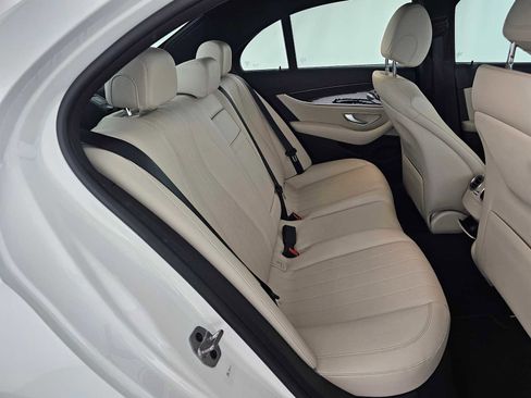 Used 2020 Mercedes-Benz E 350 Sedan image 12