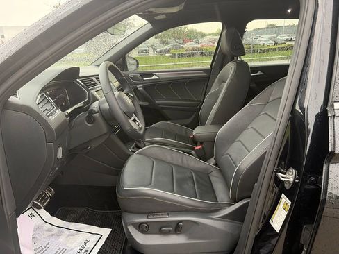 Used 2022 Volkswagen Tiguan SEL R-Line AWD/4WD image 51