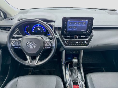 Used 2022 Toyota Corolla Cross XLE w/ Black Badges Package (TMS) FWD image 14