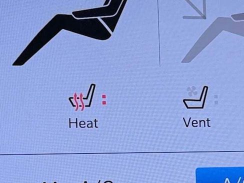 New 2026 Chrysler Pacifica Limited image 35