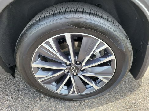 Certified 2026 INFINITI QX60 Luxe w/ Family Package FWD image 34