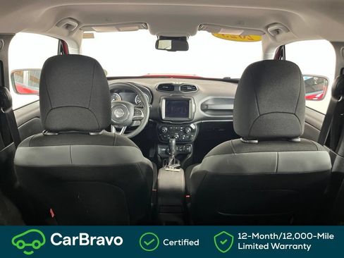 Used 2023 Jeep Renegade Trailhawk AWD/4WD image 7