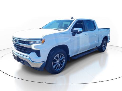 Used 2022 Chevrolet Silverado 1500 LT w/ All Star Edition Plus AWD/4WD image 3