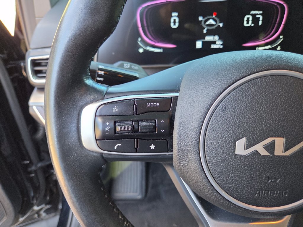 Used 2024 Kia Sportage EX FWD image 31