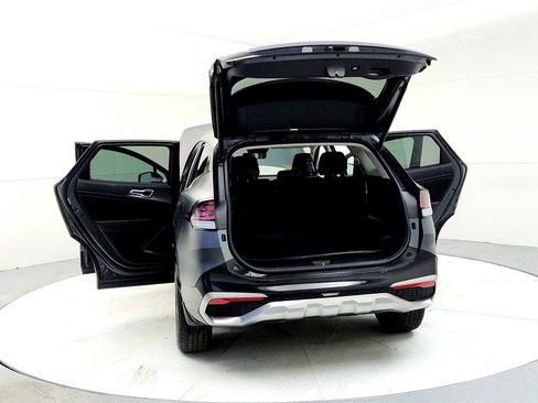 Used 2023 Kia Sportage SX Prestige image 11