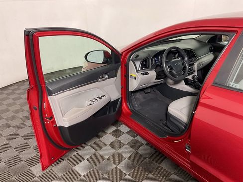 Used 2018 Hyundai Elantra SEL FWD image 17