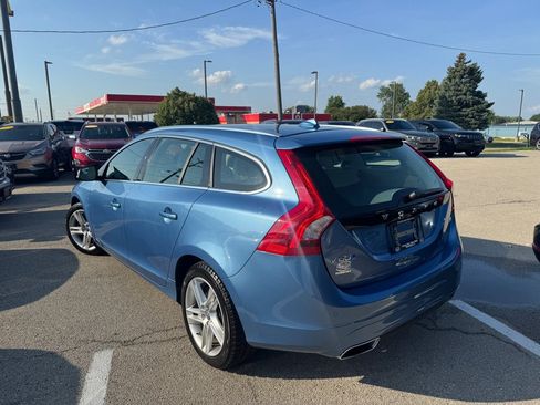 Used 2015 Volvo V60 T5 Platinum FWD image 5