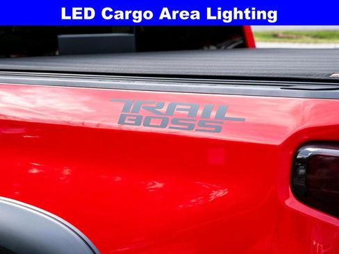 Used 2022 Chevrolet Silverado 1500 LT Trail Boss w/ LT Trail Boss Premium Package image 42