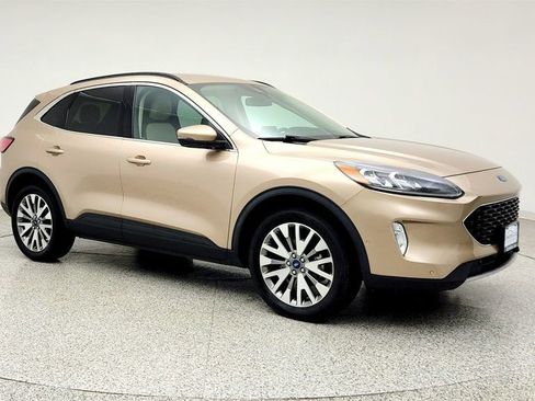 Used 2020 Ford Escape Titanium AWD/4WD image 3