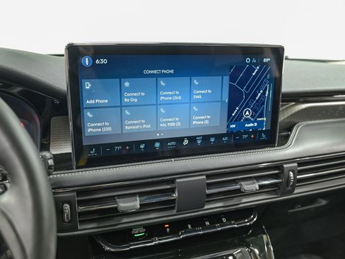 Used 2025 Lincoln Corsair Grand Touring w/ Equipment Group 301A image 21