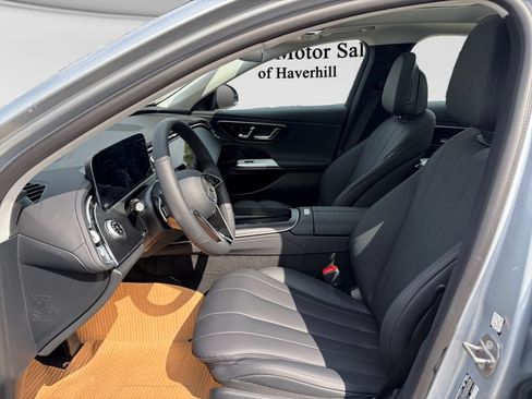 New 2027 Mercedes-Benz E 350 4MATIC Sedan image 10