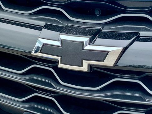 New 2025 Chevrolet Blazer LT w/ Midnight/Sport Edition image 21