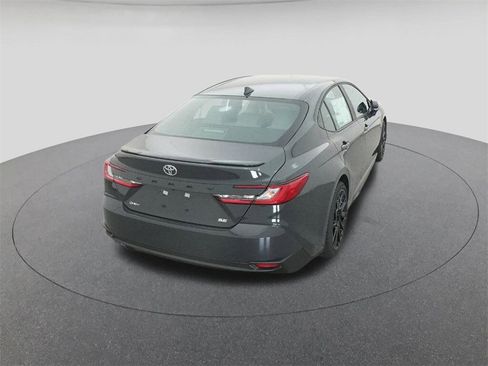 New 2026 Toyota Camry SE image 8