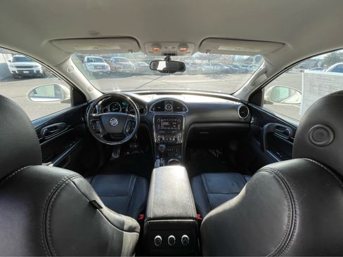 Used 2015 Buick Enclave Leather image 12