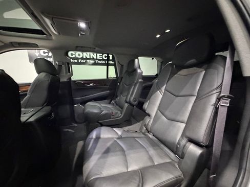 Used 2016 Cadillac Escalade Premium AWD/4WD image 28