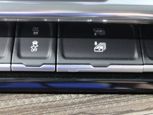 Used 2025 Chevrolet Silverado 1500 RST w/ Convenience Package II AWD/4WD image 65