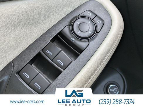 Used 2021 Buick Encore GX Select w/ Advanced Technology Package FWD image 19