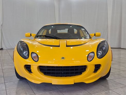 Used 2005 Lotus Elise RWD image 3